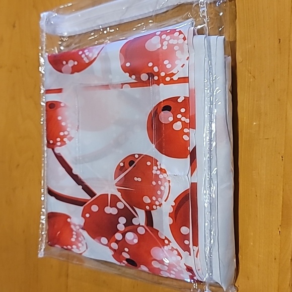 72" X 72" Christmas Shower Curtain - Picture 5 of 5